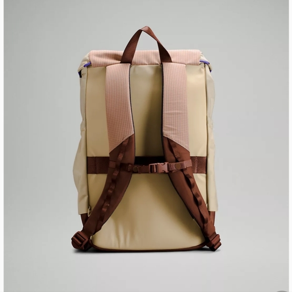NWT LULULEMON Front Clip Backpack 21L - Picture 3 of 7